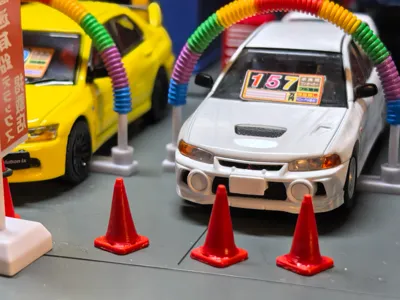 1/64 scale diorama traffic cones
