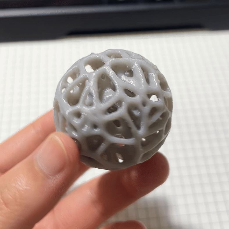 镂空小球