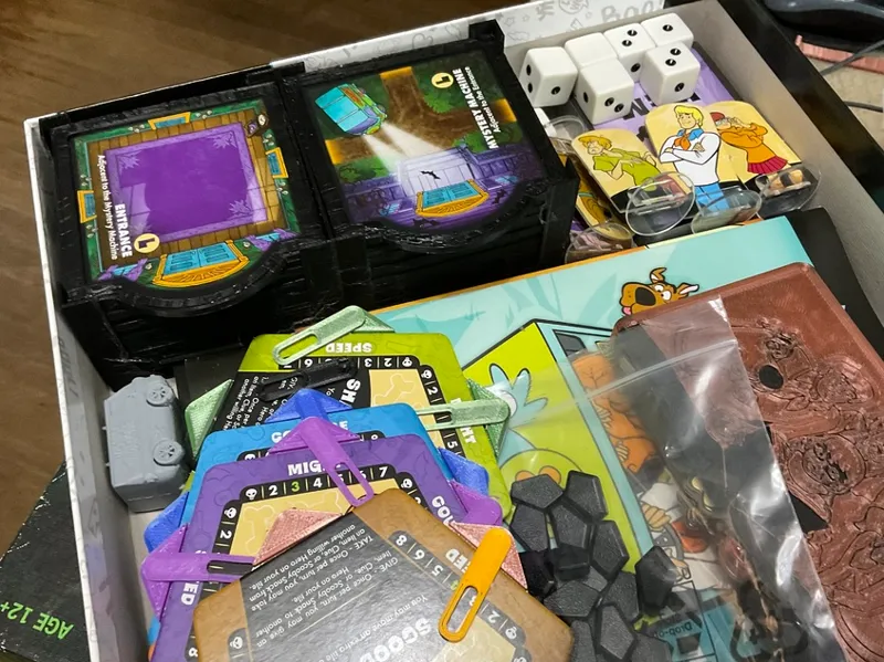 Scooby Doo in Betrayal at Mystery Mansion holder