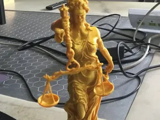 Lady Justice scale (no chains required)