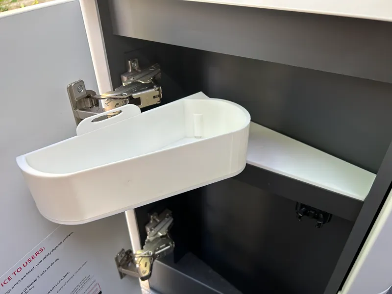 Adria 600 shelf caddy 
