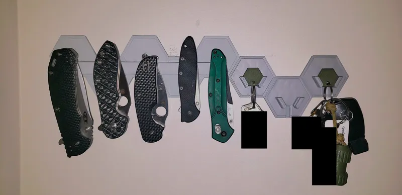Hexagon Pocket Knife/Sunglass Wall Rack