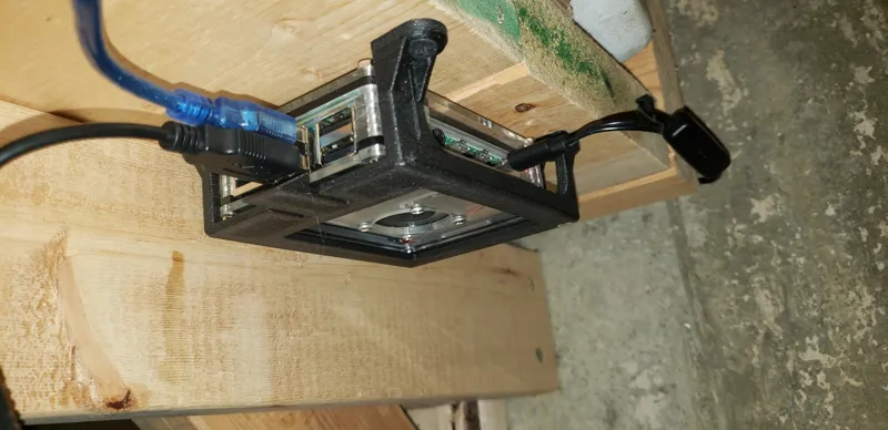 CanaKit Raspberry Pi 4 Under Desk Mount
