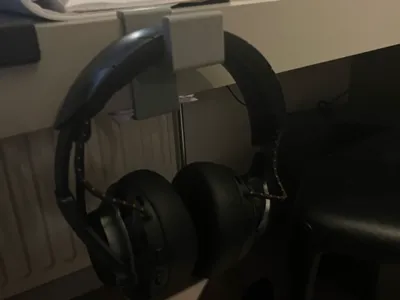 Headset holder