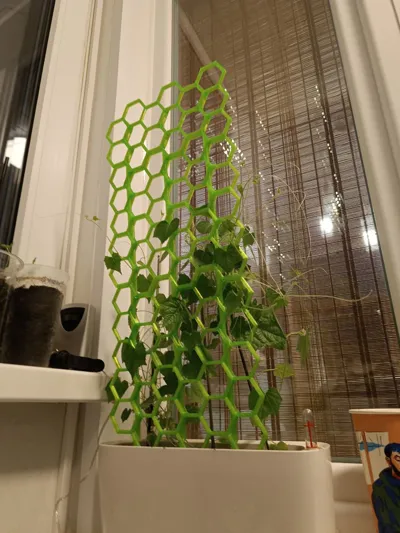 Honeycomb plant support wide 208x219 mm