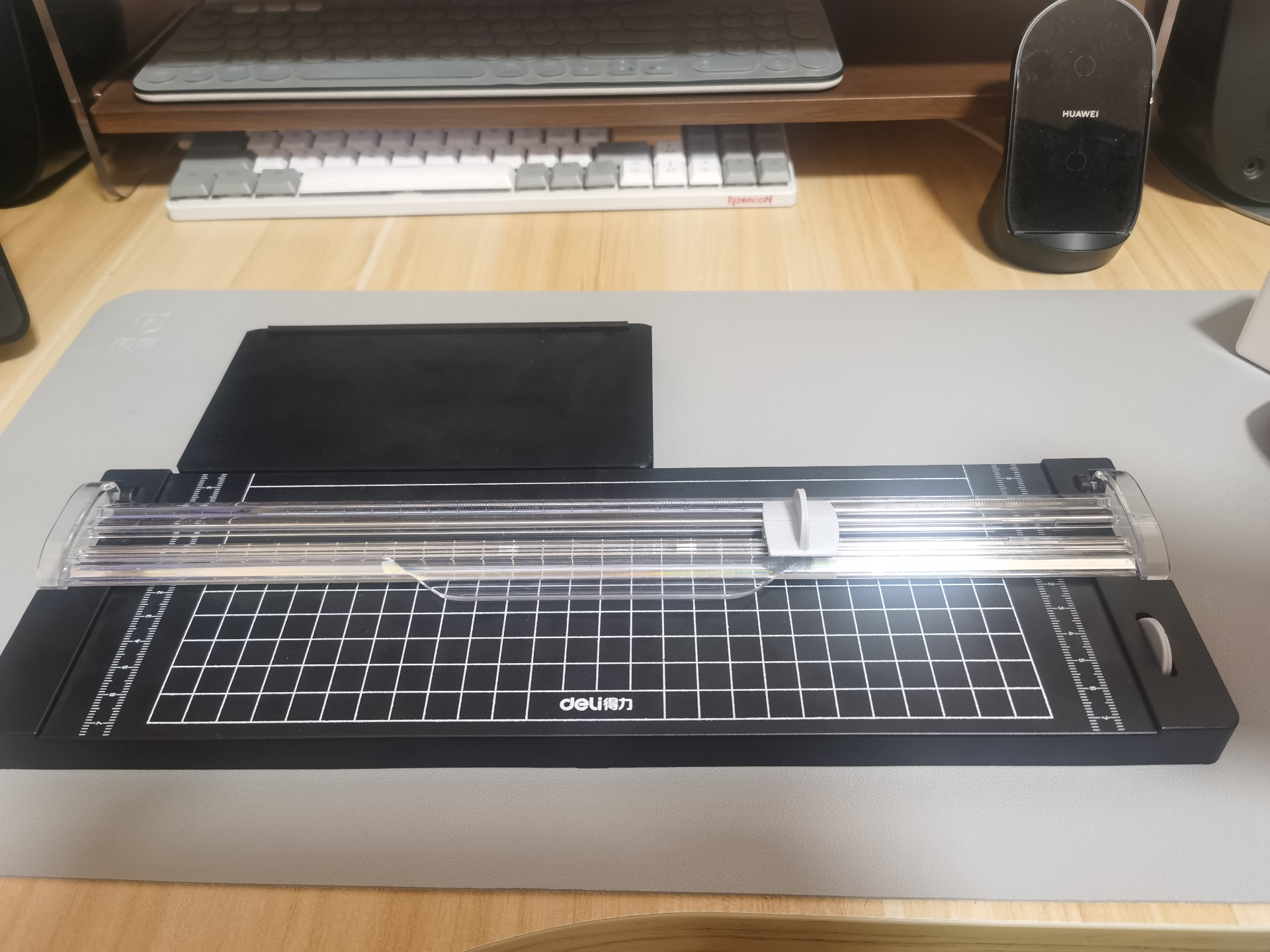 得力小型裁纸器用友凭证定位挡板
