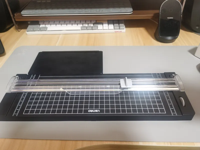 得力小型裁纸器用友凭证定位挡板