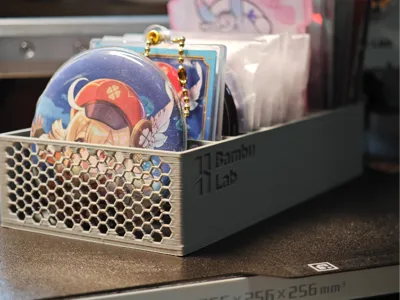 Exquisite and Material-Saving Peripheral Storage Box