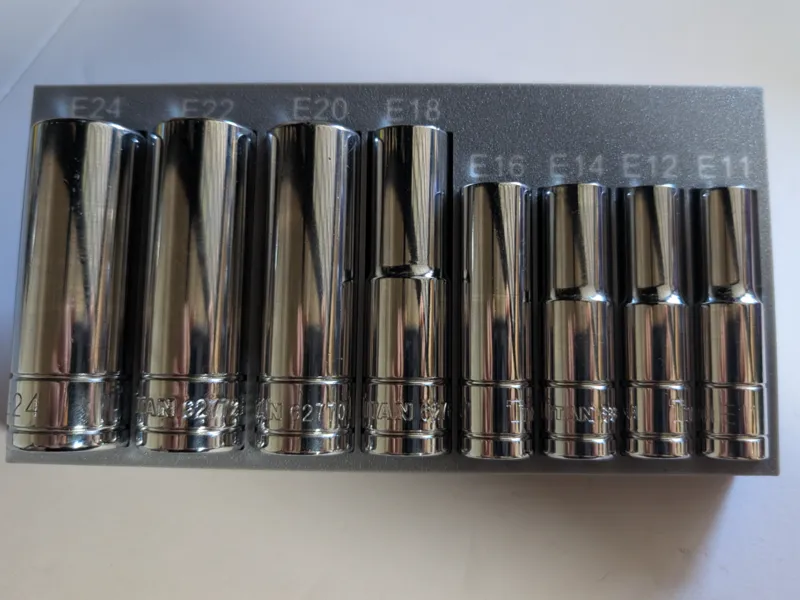 Titan E Socket Holder