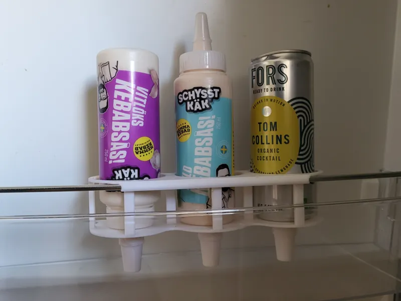 Hanging bottle holder (storable both directions)