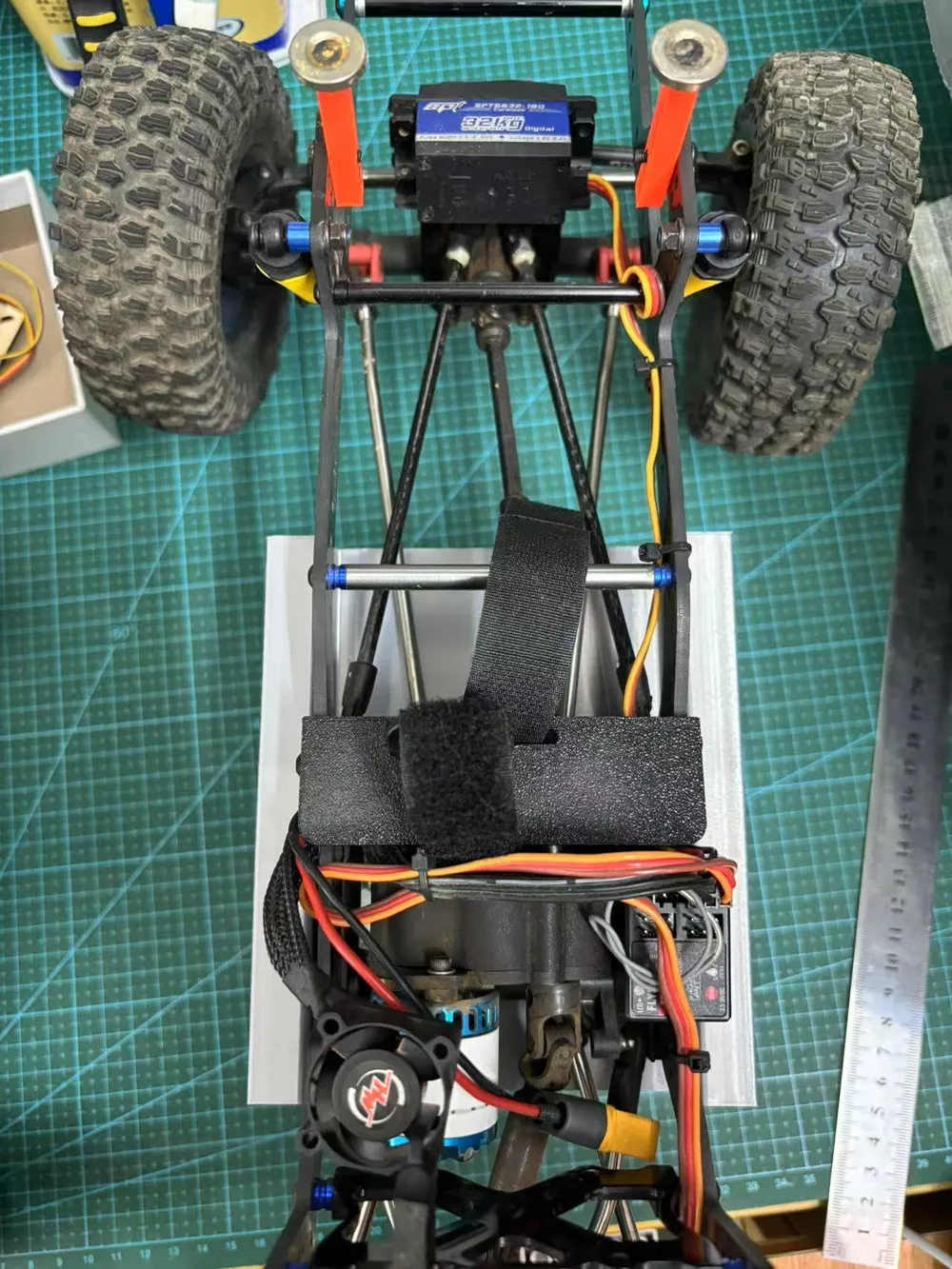 RC Crawler Heavy-Duty Repair Stand Display Rack - Free 3D Print Model ...