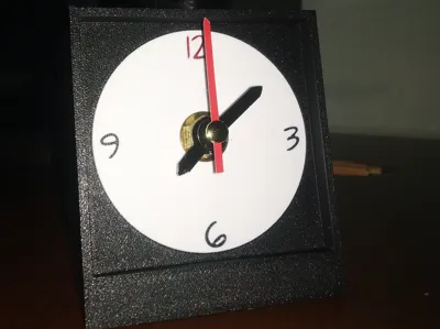 Simple table clock