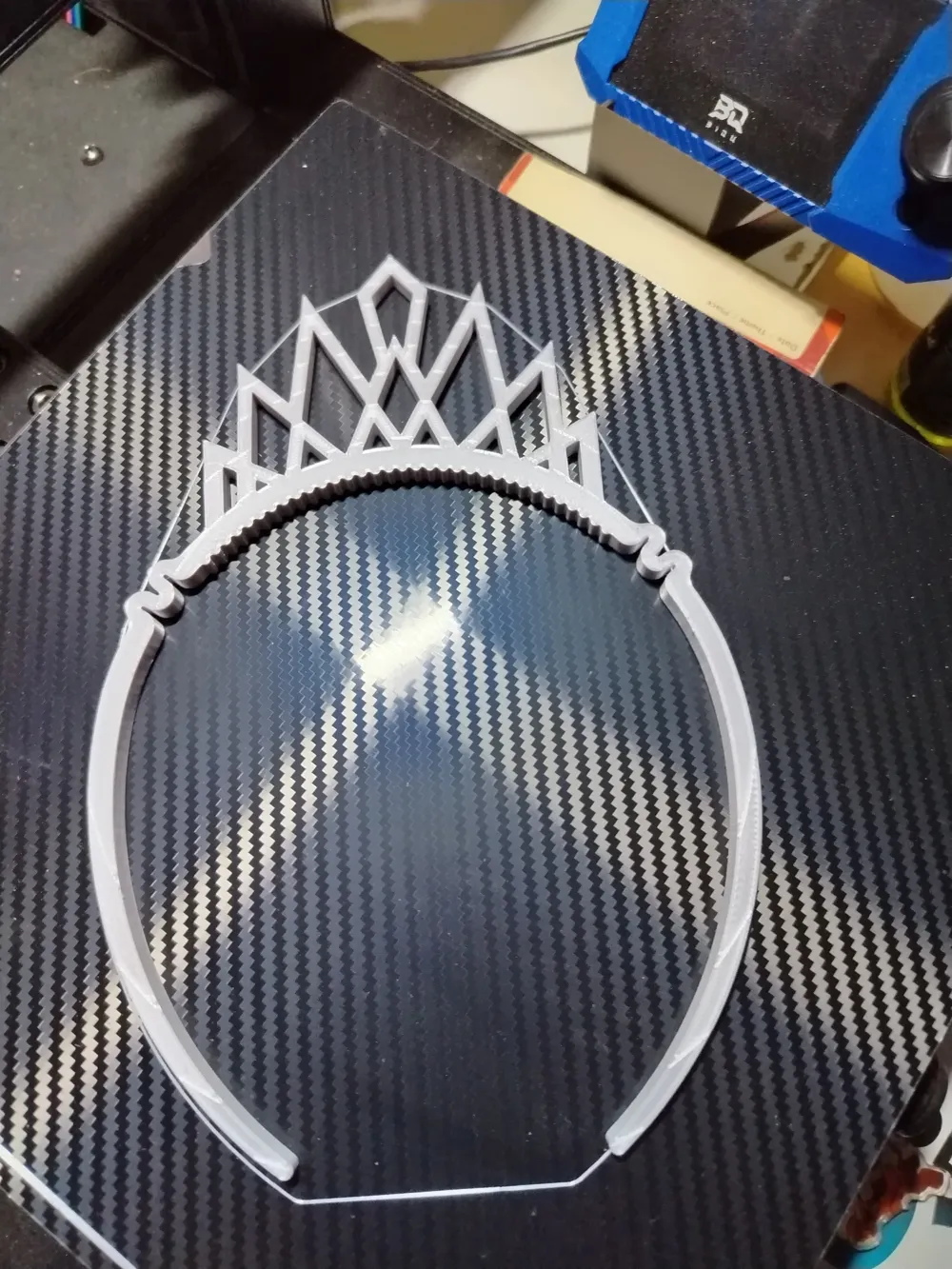 Minimalist Crown Tiara - Free 3D Print Model - MakerWorld