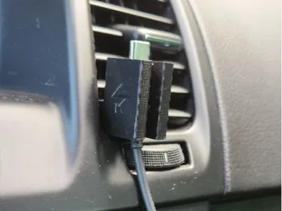 USB C holder