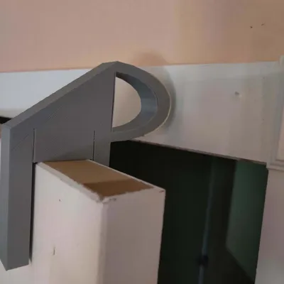 Top of Frame Door Cracker