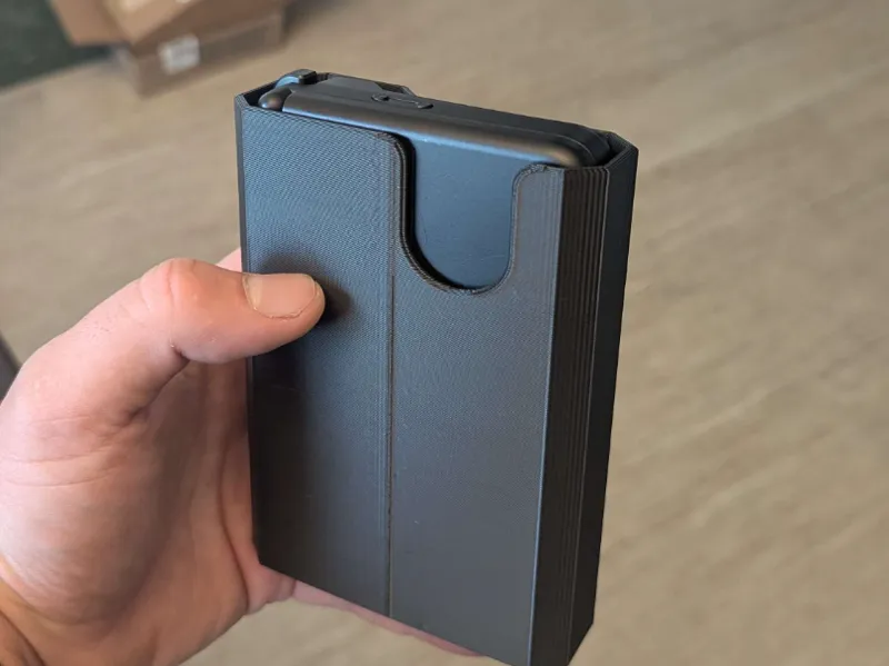 Retroid Pocket Flip 2 Slip Case
