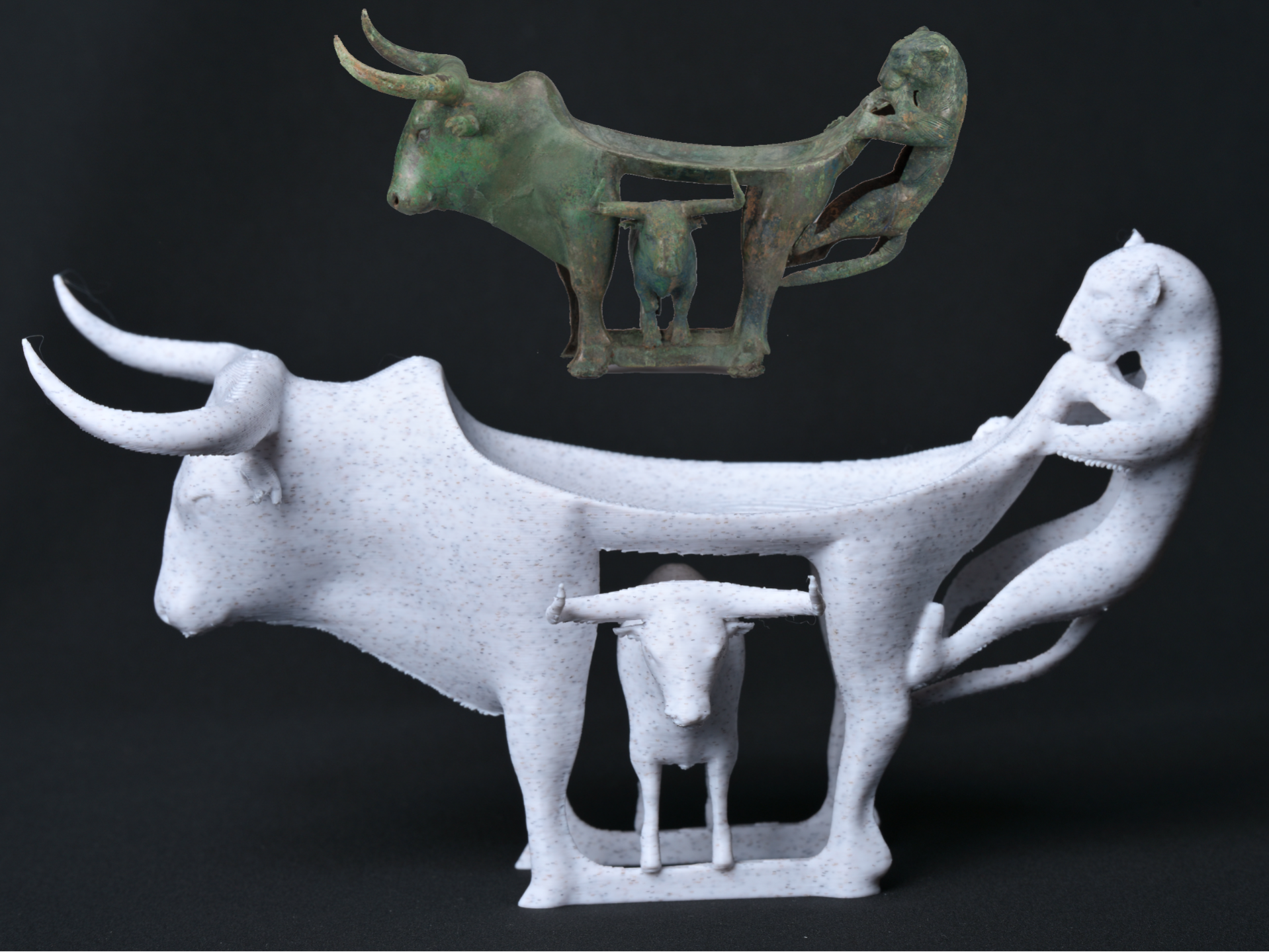 高精《牛虎铜案》云南省博物馆镇馆之宝（国家一级文物） - 免费3D 打印