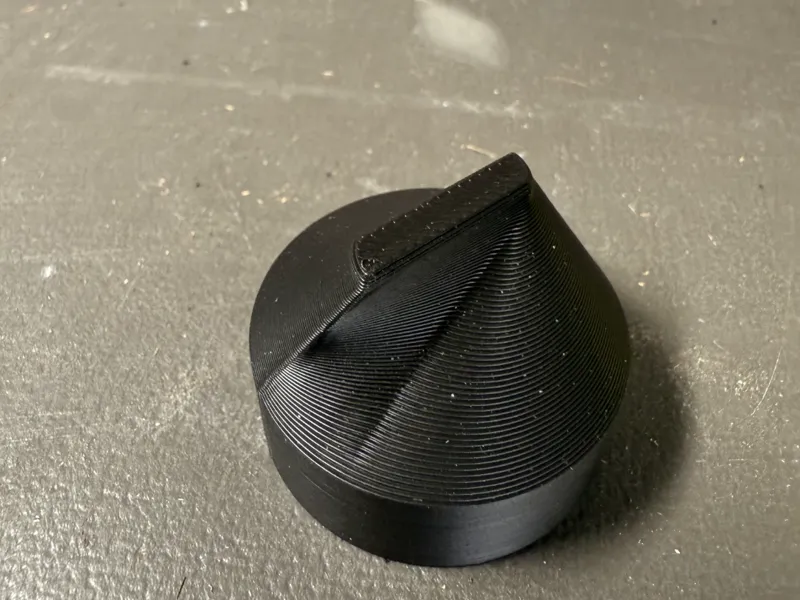 Twist Knob with embedded 1/4" nut