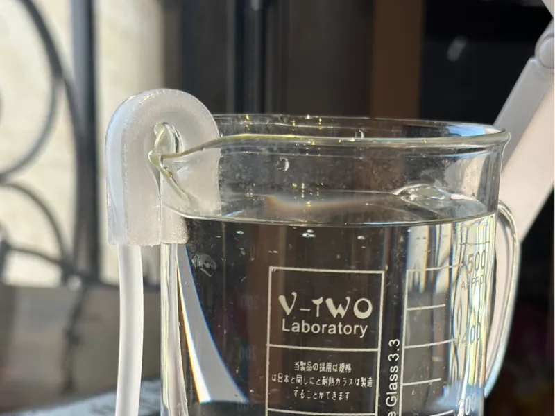 Air tube clip for aquarium