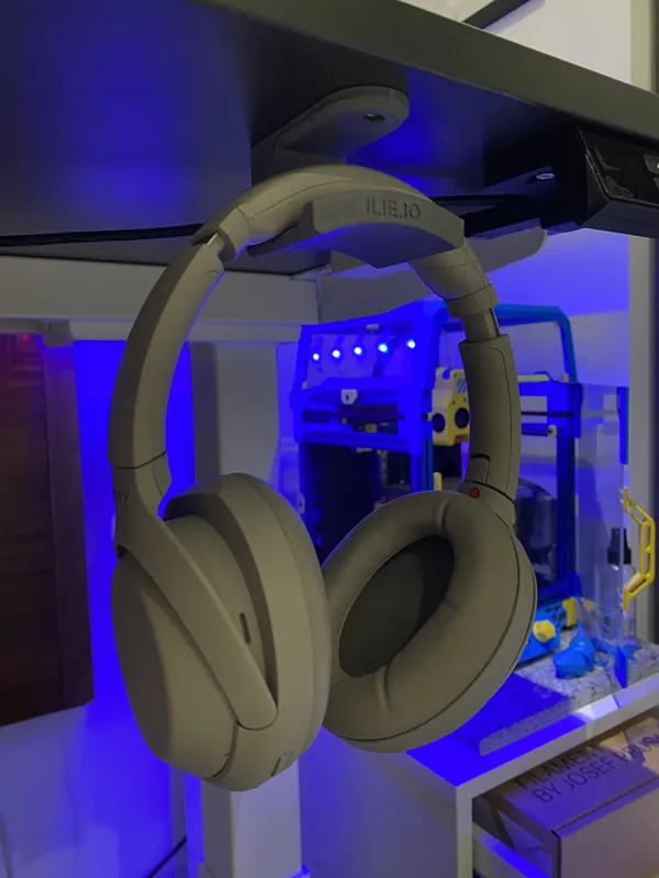 Headphones Hanger - Under desk, screw mounted