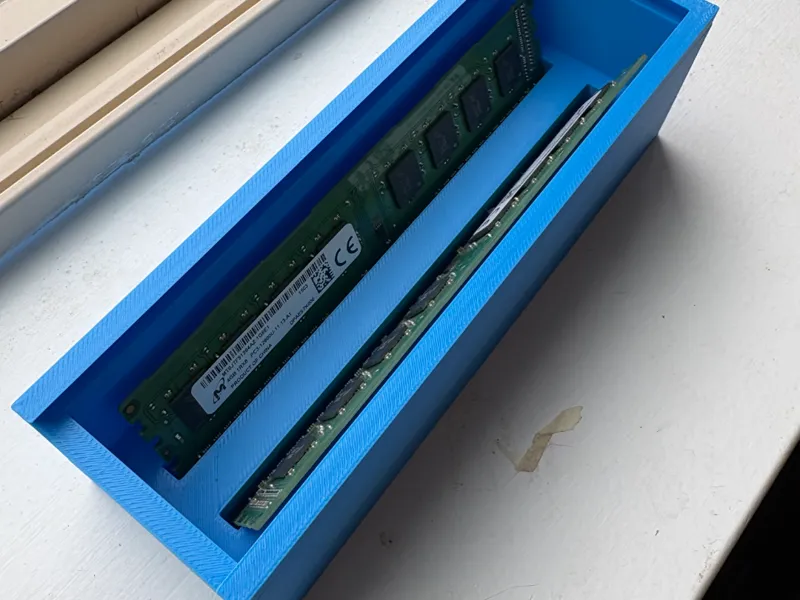 Ram Container