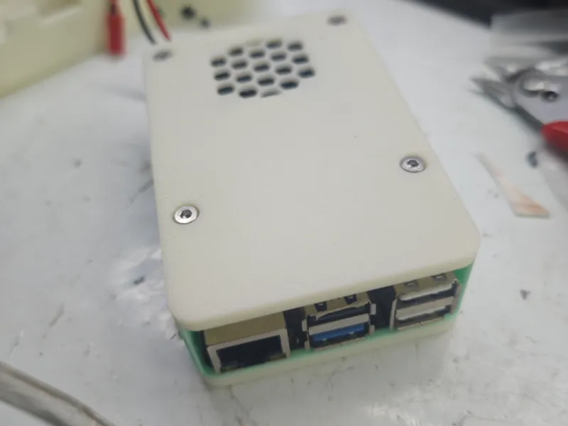 eaidk 310开发板外壳