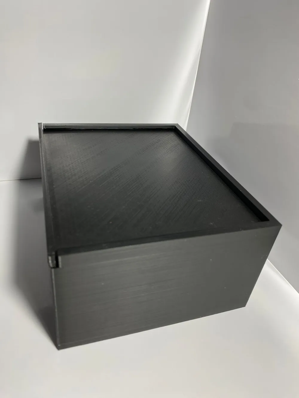 Invisible-Lid Organizer Box by Danie HormazábalMakerWorld: Download ...