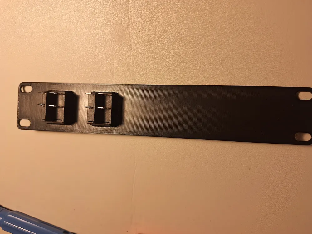 10 inch power switch panel for server rack Remixed by stefan MakerWorld ...