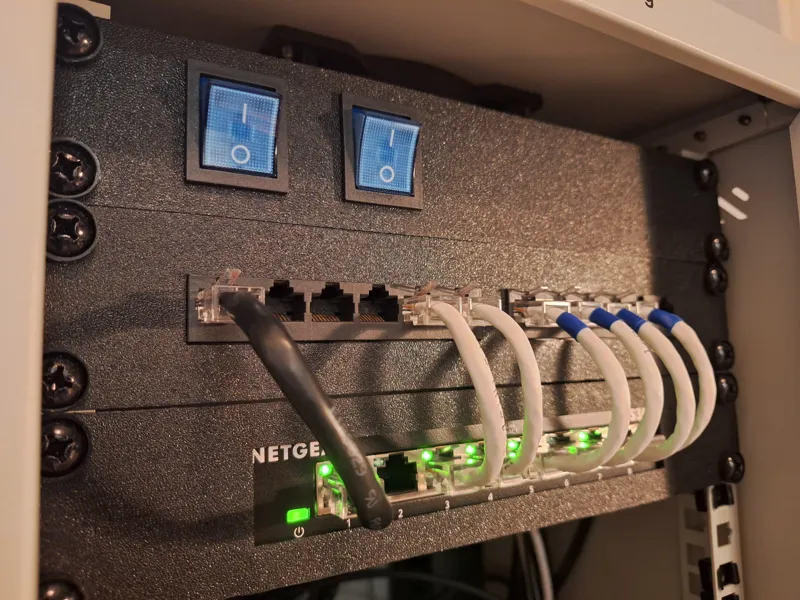 10 inch patch panel for server rack