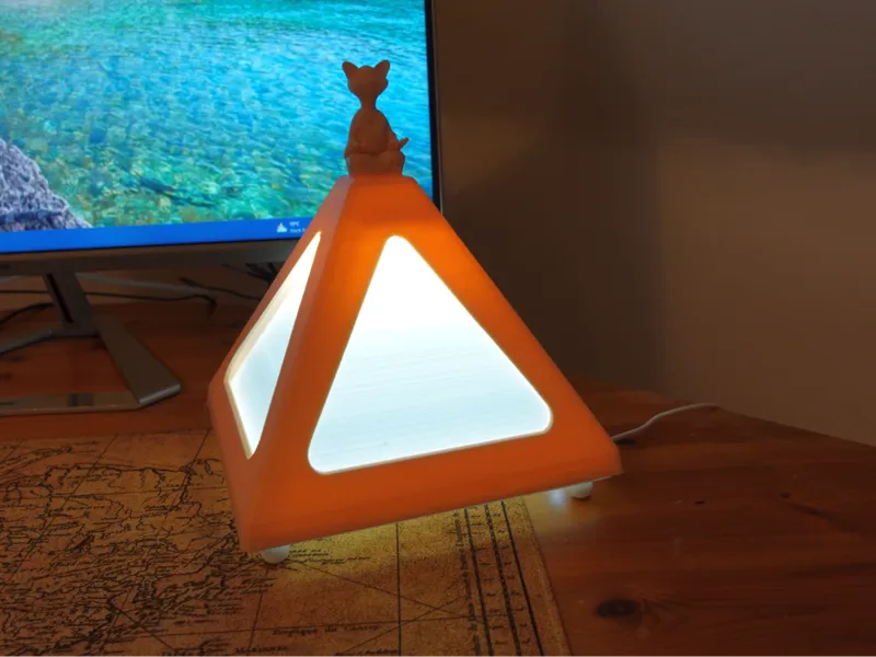 Pyramidenlampe Verschiedene Versionen