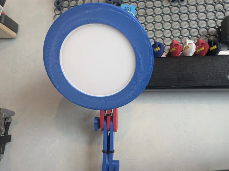 Downlight For Mechanical Arm Holder System