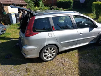 poignée de porte arrière peugeot 206 SW