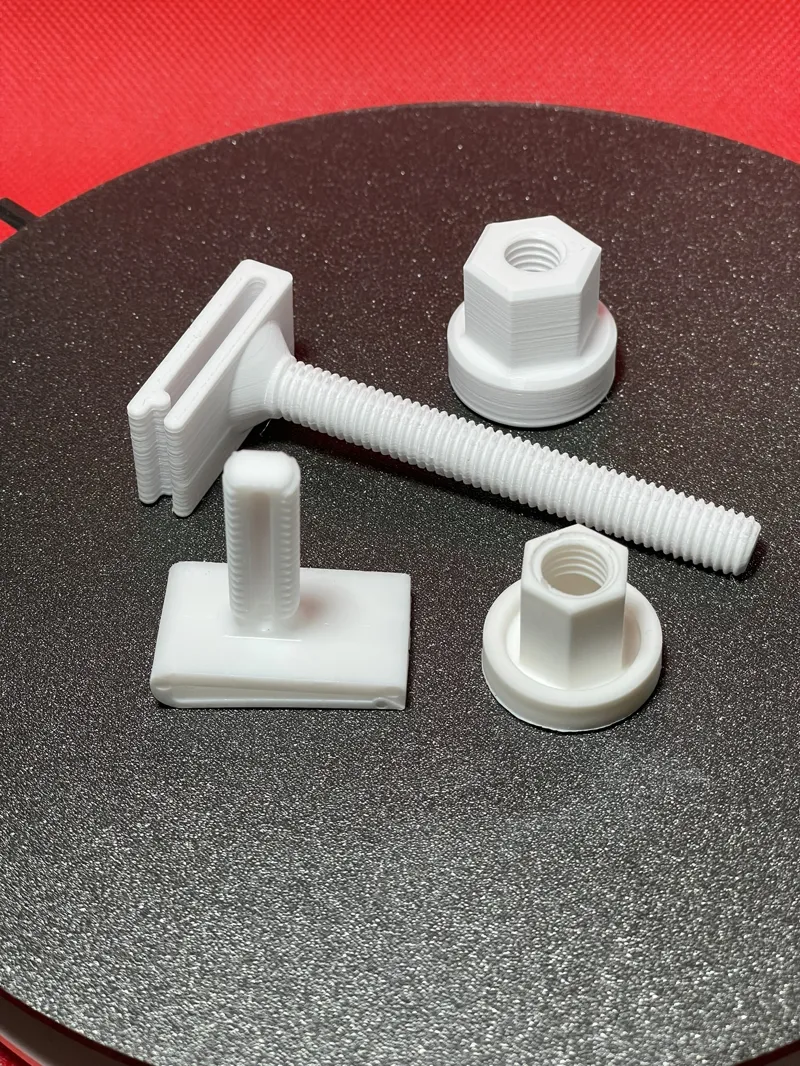 Radiator spacer - Distanční podložka pro radiátor