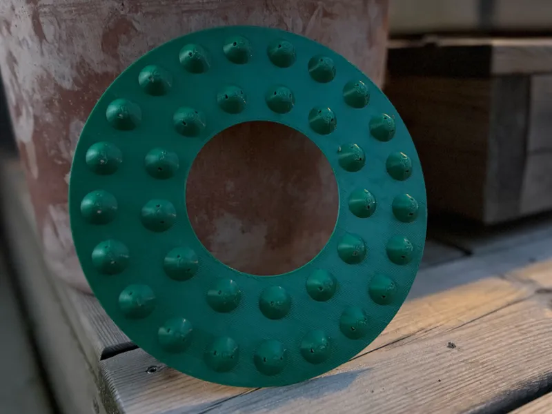 Planter riser 1.7