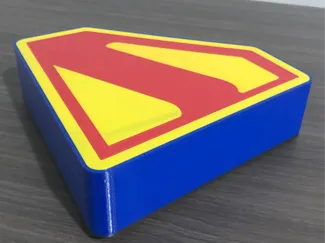 Luminária Superman 2025 (MakerWorld)