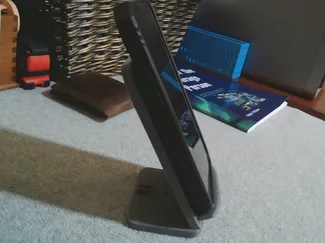 Universal Phone stand with hole for tripod