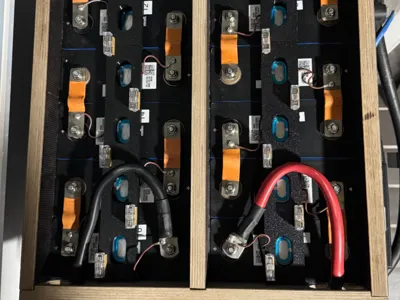 BMS LifePo4 Cable Duct