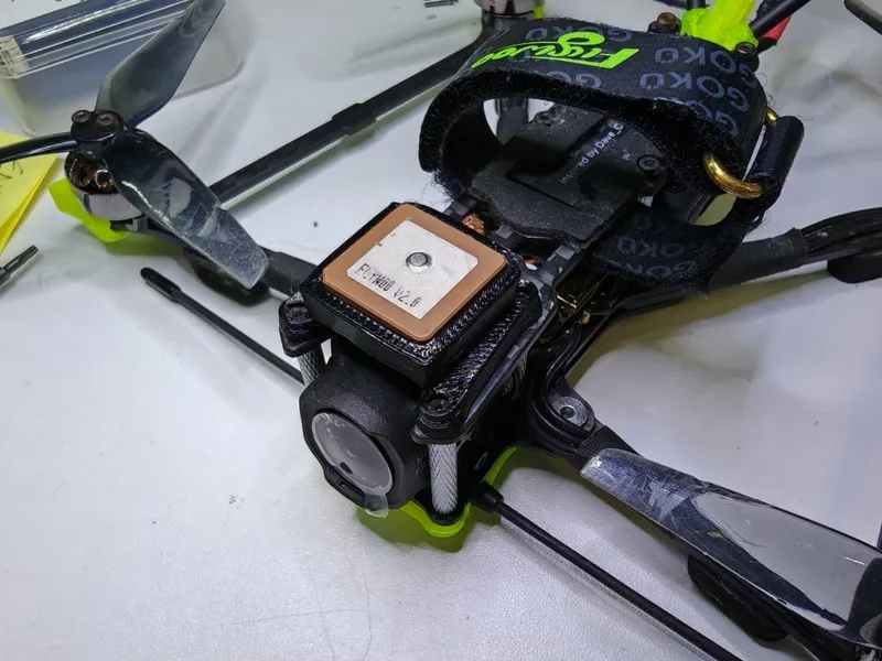 Flywoo Explorer LR4 GPS Mount (GPS 18x18) Front