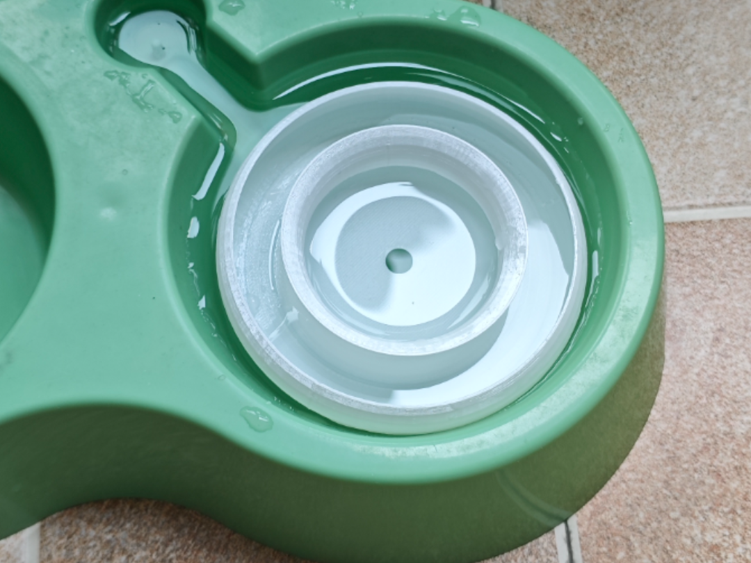 Köpek içme suyu kase ıslak ağız su havzası su içen ayı içme suyu cihazı yüzen yüzen evcil su kasesi yüzdürme su ısıtıcısı büyütülebilir ve azaltılabilir