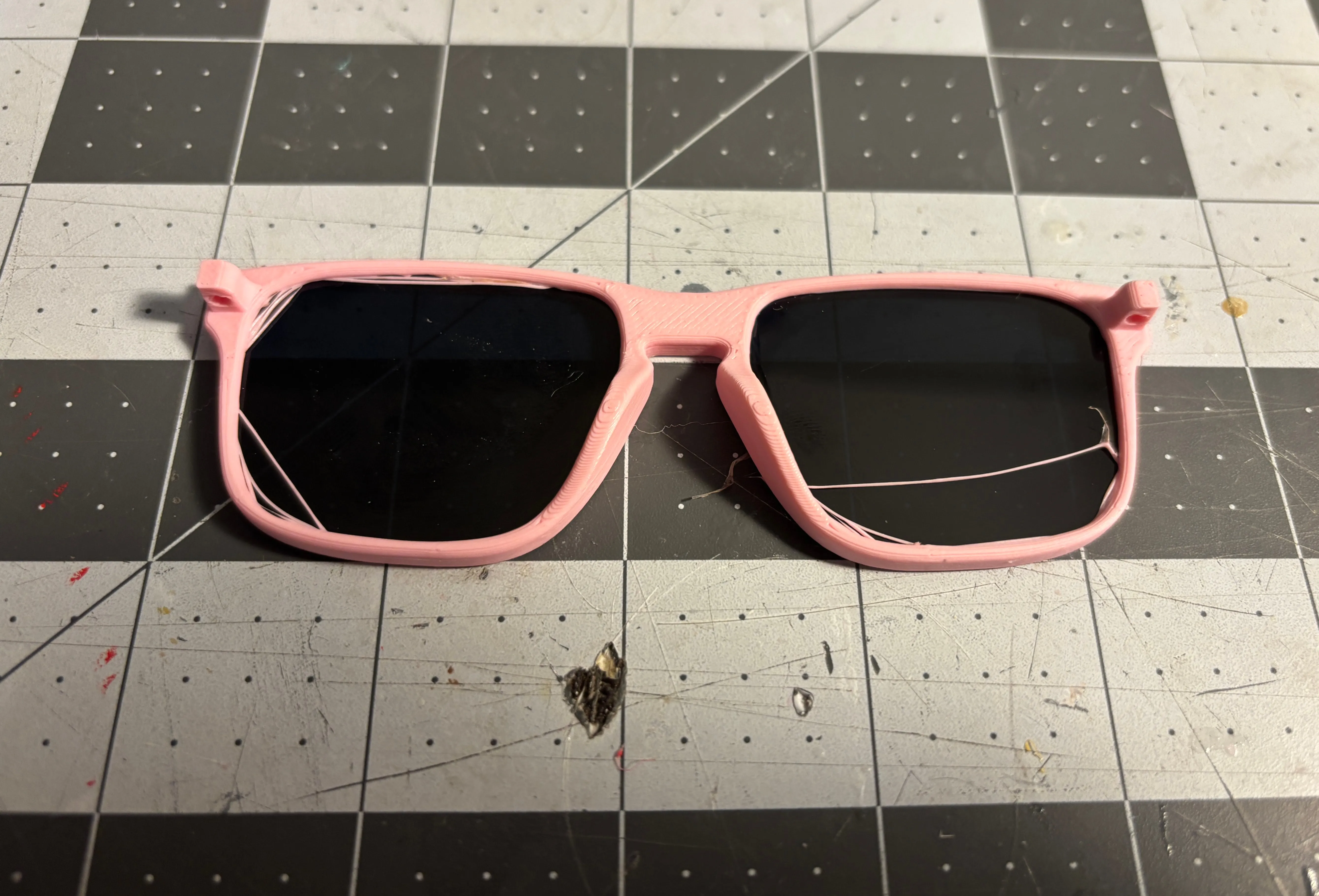 DIY 大尺寸3D打印太阳镜来自Man of Mystery Intl. MakerWorld：免费下载3D 模型, image size:5357x3640