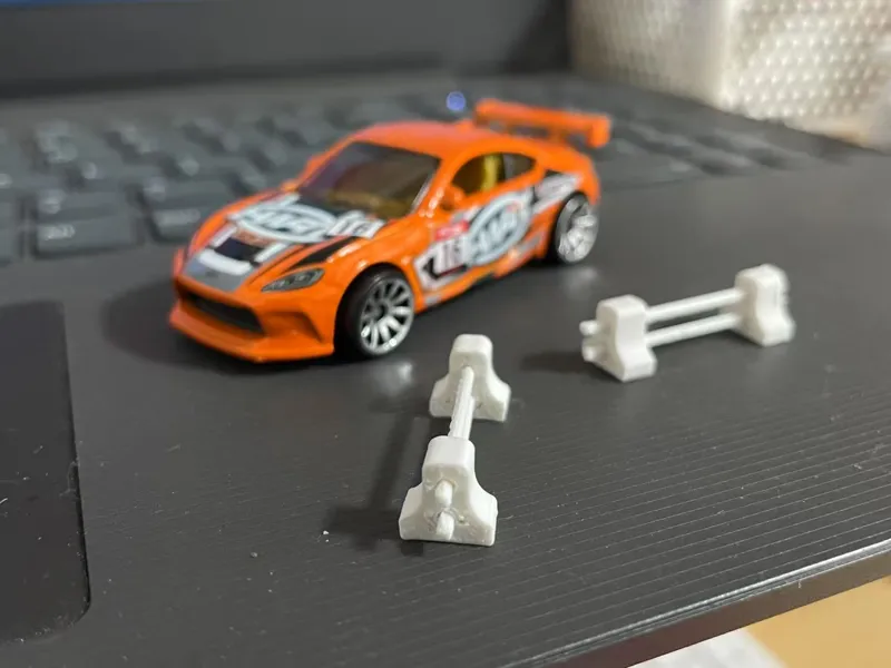1：64水泥隔离石墩模型