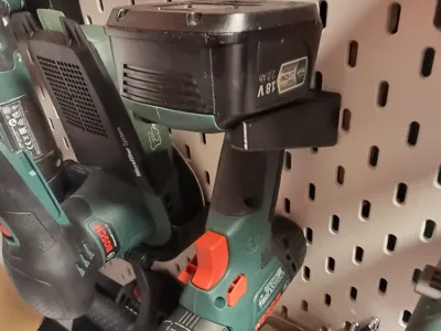 Ikea skadis drill bosch holder
