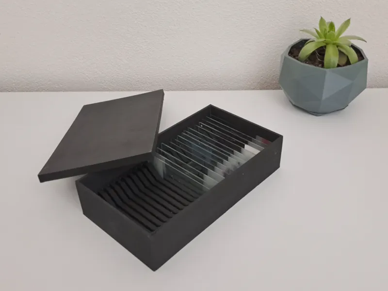 Microscope glass box