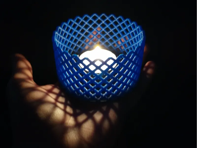 Lattice Cylinder Tealight Holder