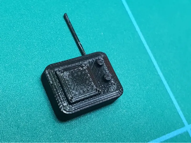 Portable radio- scale models for diorama