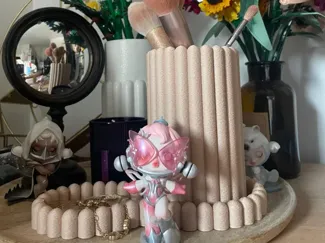Makeup brush holder and tray