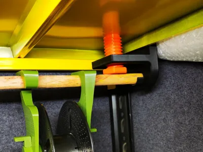 Fixture Filament Clip