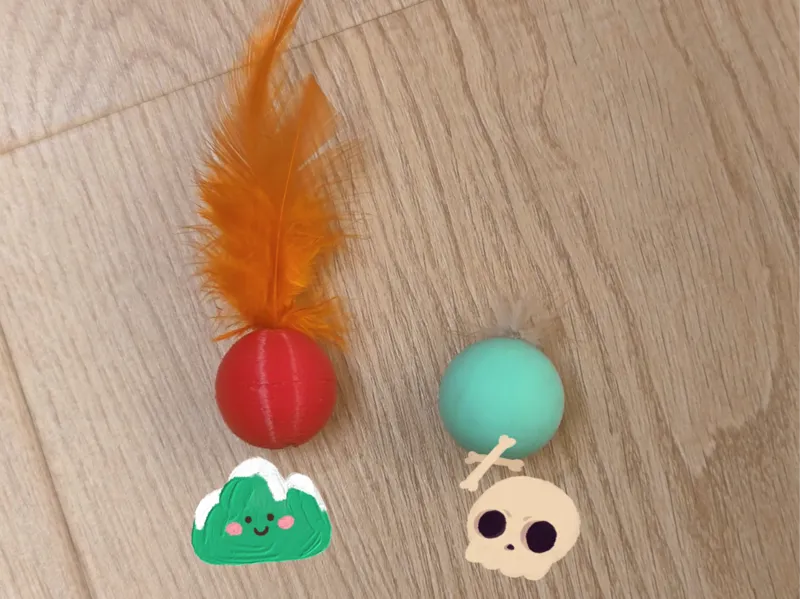 可更换羽毛的宠物弹力球