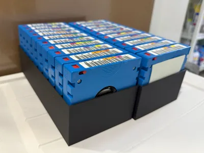 Stackable LTO Tape Case