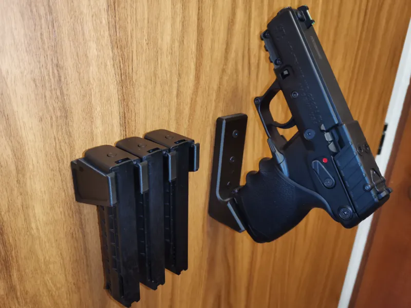 Keltec P17 holder +3x mag holder